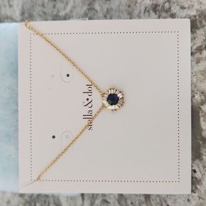 Stella and Dot Heirloom Necklace Yellow Gold